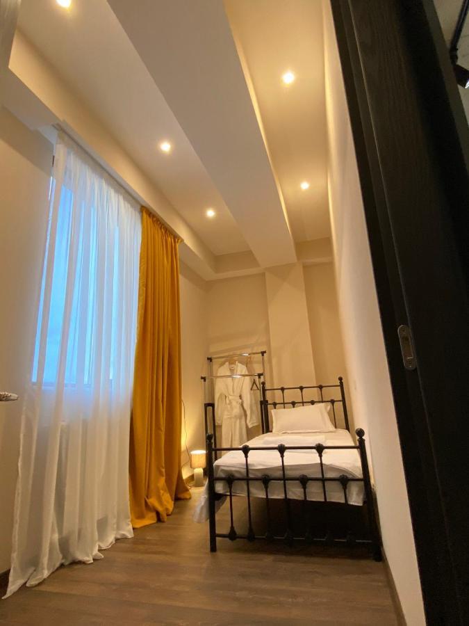 Apartment Sixteen Tbiliszi Kültér fotó